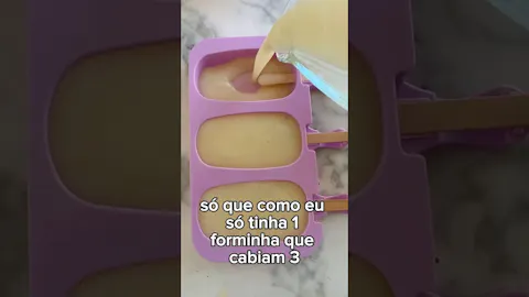 Picolé de Abacaxi com Iogurte de Coco