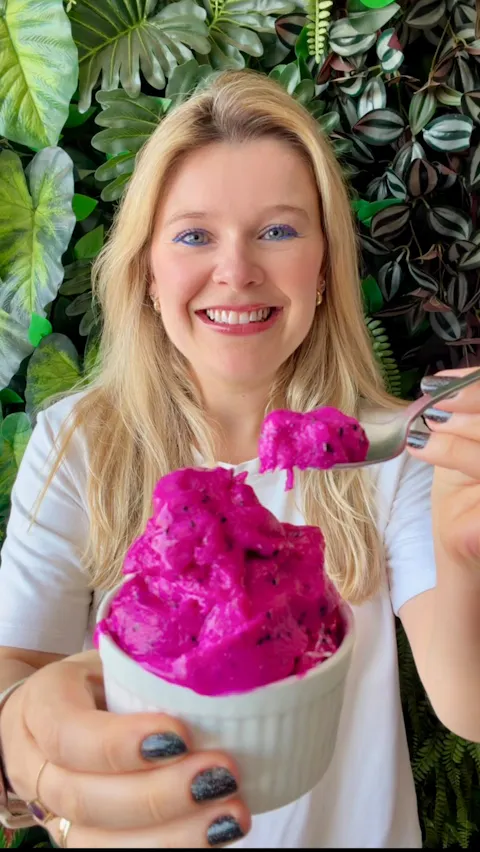 Sorvete de Pitaya com 2 Ingredientes