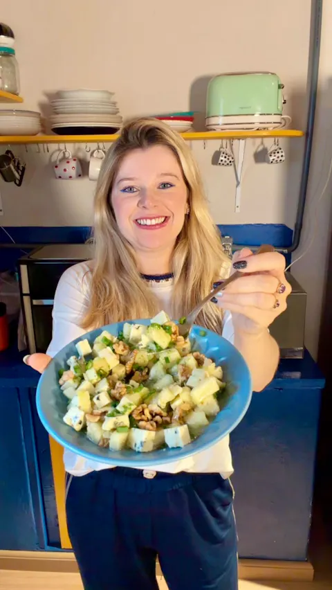 Salada de Abacaxi com Gorgonzola