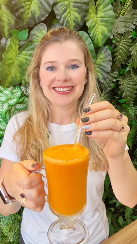 Suco Anti-inflamatório de Cenoura com Cúrcuma e Gengibre