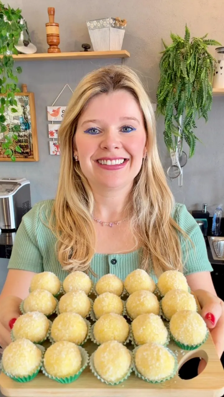 Vídeo: Beijinho de Milho com 3 Ingredientes
