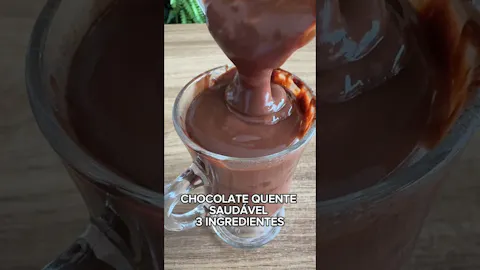 Chocolate Quente Saudável com Pasta de Amendoim
