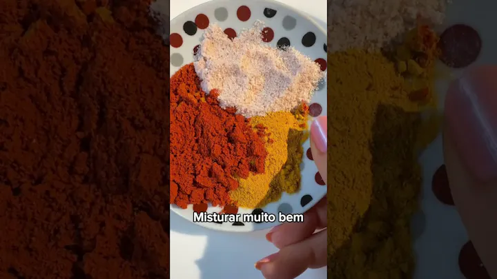 Vídeo: Salgadinho de Tapioca Assado