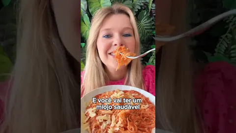 Miojo Saudável de Macarrão de Arroz com Passata de Tomate