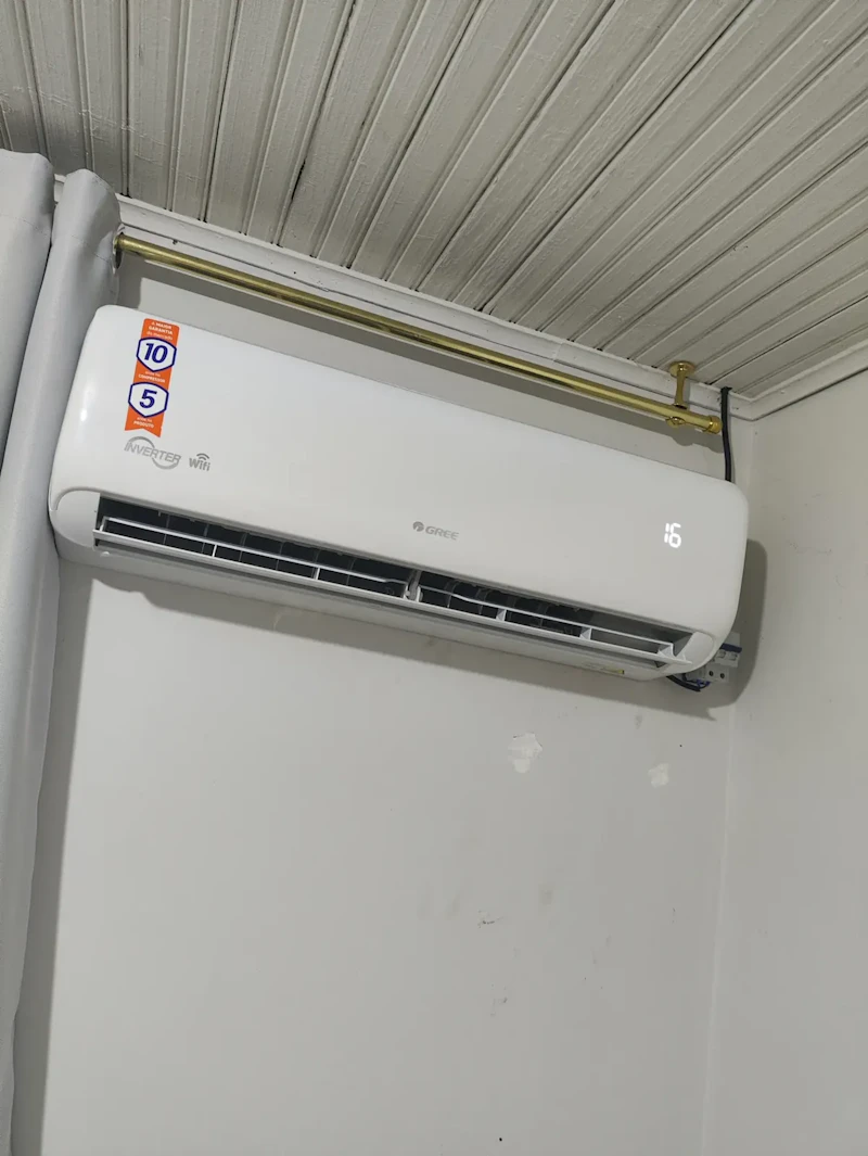 Ar-condicionado Inverter Gree G-classic 12000 Btus Frio