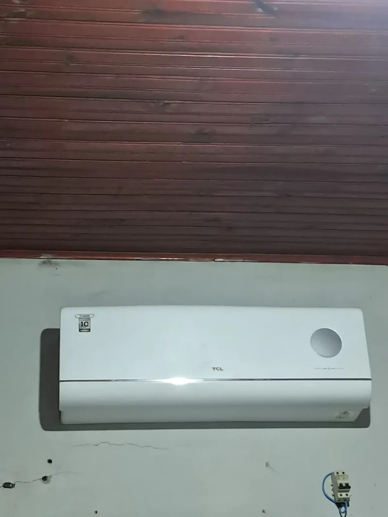 Ar Condicionado Split Hi Wall Inverter R-32 TCL Freshin 3.0 Frio 12.000 BTUs